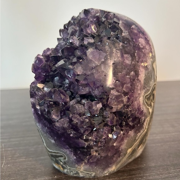 Stunning Natural High Quality Uruguay Amethyst Freeform - Picture 1 of 3